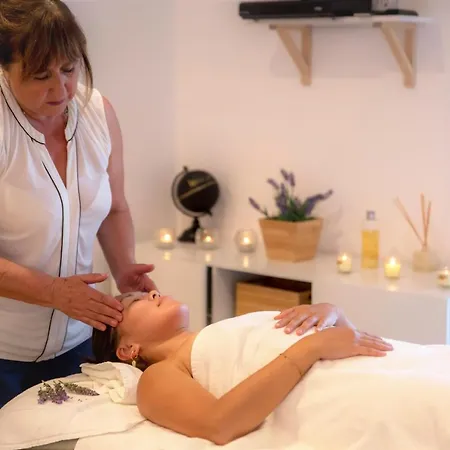 Alamos Retreat - Wellness & Yoga Boutique 3* Αλμπουφέιρα