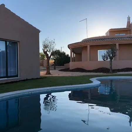 Alamos Retreat - Wellness & Yoga Boutique 3* Αλμπουφέιρα