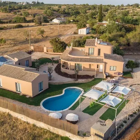 Bed & Breakfast Alamos Retreat - Wellness & Yoga Boutique Albufeira